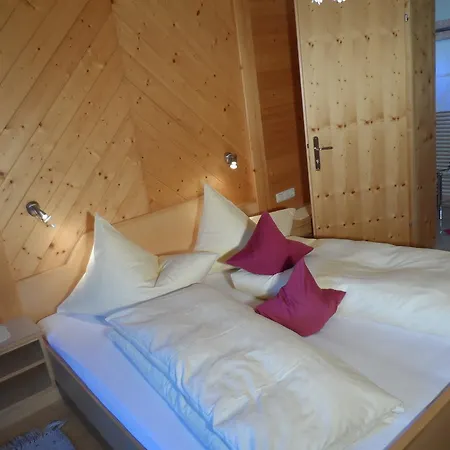 アパート Haus Brunneck *