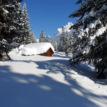 アパート Haus Brunneck ワース